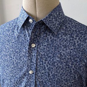 Untuckit Medium Slim Fit Short Sleeve Button Up Blue Microprint Floral Shirt